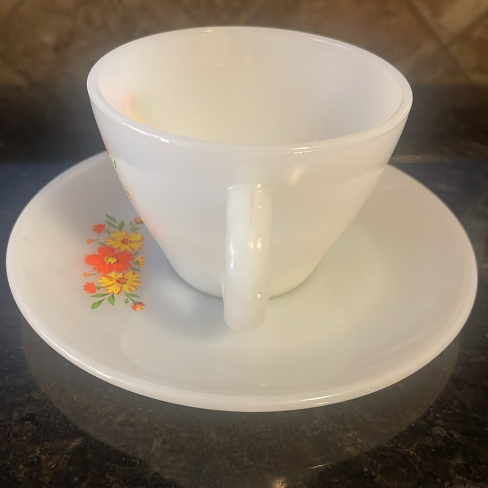 Fire King Anchor Hocking Orange and Yellow Floral Premium Cups & Saucers (4 sets - Picture 4 of 11